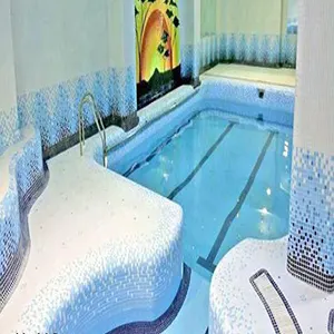 استخر هتل ونوس اصفهان
