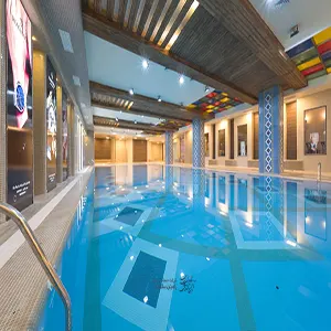 استخر و باشگاه آترینا کاشان